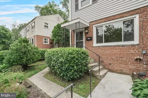 12103 Valleywood Dr, Silver Spring, MD 20902 photo 2