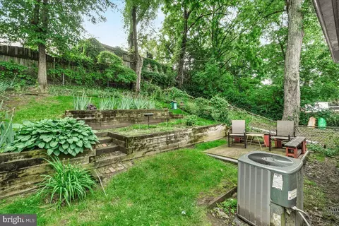 12103 Valleywood Dr, Silver Spring, MD 20902 photo 24