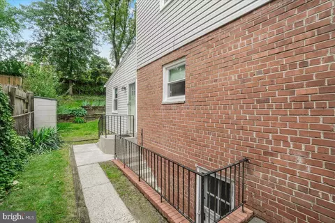 12103 Valleywood Dr, Silver Spring, MD 20902 photo 27