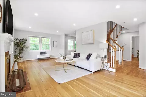 10611 Meadowhill Rd, Silver Spring, MD 20901