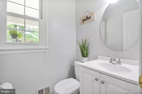 Other - 10611 Meadowhill Rd, Silver Spring, MD 20901 photo 2 of 8