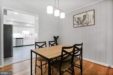 Dining - 10611 Meadowhill Rd, Silver Spring, MD 20901 photo 5 of 5