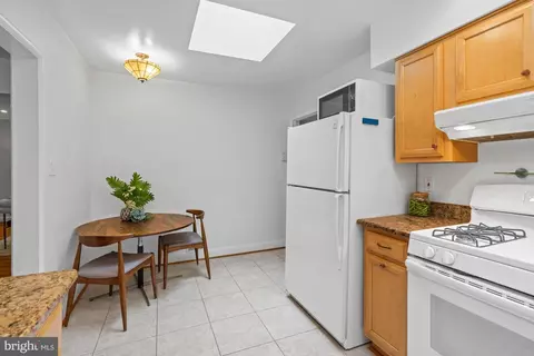 Other - 8008 Park Crest Dr, Silver Spring, MD 20910 photo 4 of 11