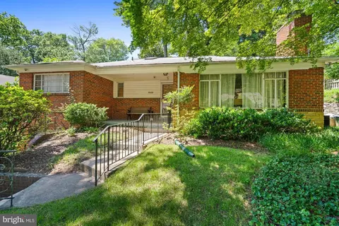 8008 Park Crest Dr, Silver Spring, MD 20910