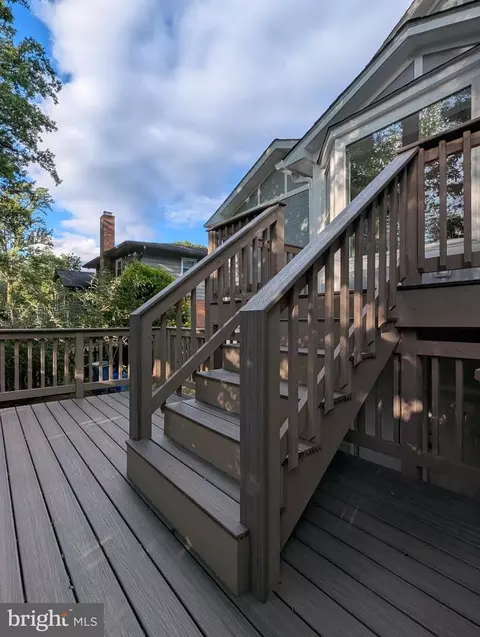 Exterior - 9510 Clement Rd, Silver Spring, MD 20910 photo 17 of 19