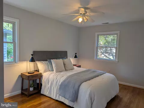 Bedroom - 9510 Clement Rd, Silver Spring, MD 20910 photo 4 of 10