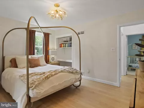 Bedroom - 1710 Glenkarney Pl, Silver Spring, MD 20902 photo 2 of 5