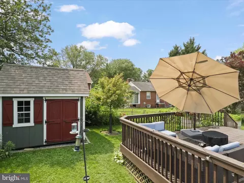 Exterior - 1710 Glenkarney Pl, Silver Spring, MD 20902 photo 6 of 8