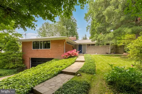 6804 Granby St, Bethesda, MD 20817