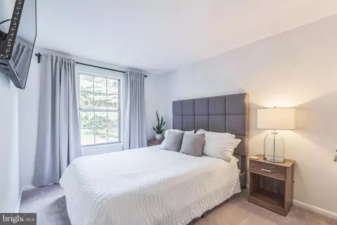 Bedroom - 14926 Dunvegan Ct, Silver Spring, MD 20906 photo 3 of 4
