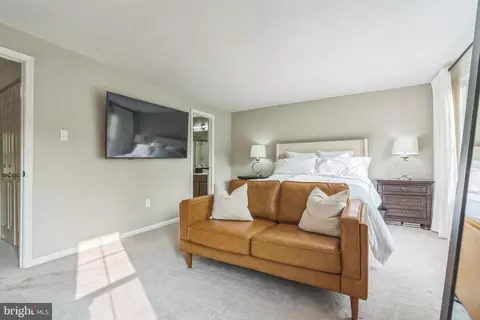 Bedroom - 14926 Dunvegan Ct, Silver Spring, MD 20906 photo 1 of 4