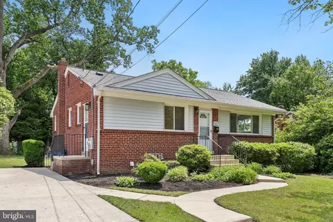 502 Eisner St, Silver Spring, MD 20901 photo 3