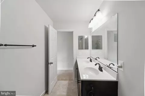 Entry Way - 3518 Doc Berlin Dr, Silver Spring, MD 20906 photo 14 of 24