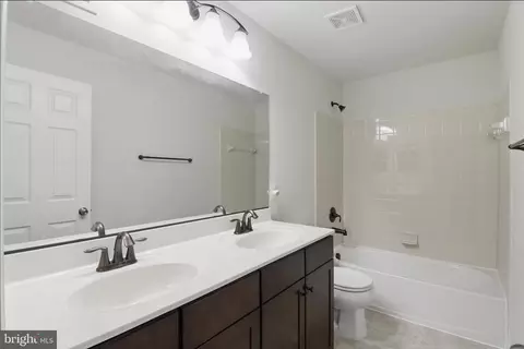 Entry Way - 3518 Doc Berlin Dr, Silver Spring, MD 20906 photo 15 of 24