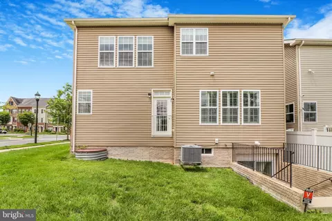 Exterior - 3518 Doc Berlin Dr, Silver Spring, MD 20906 photo 6 of 8