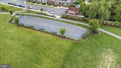 View/Area - 3518 Doc Berlin Dr, Silver Spring, MD 20906 photo 4 of 9