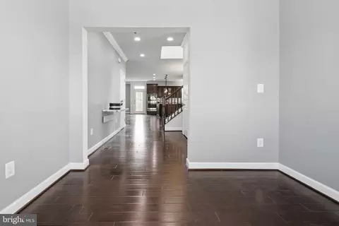 Entry Way - 3518 Doc Berlin Dr, Silver Spring, MD 20906 photo 13 of 24