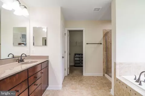 Entry Way - 3518 Doc Berlin Dr, Silver Spring, MD 20906 photo 23 of 24
