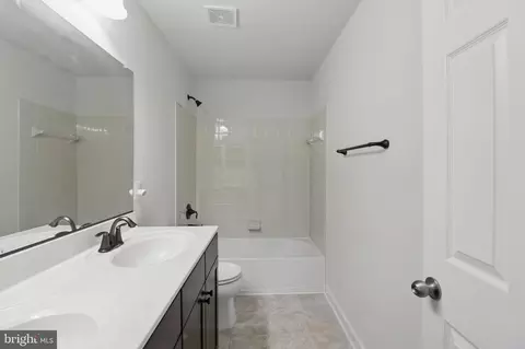 Entry Way - 3518 Doc Berlin Dr, Silver Spring, MD 20906 photo 16 of 24