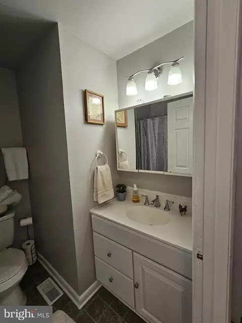 17607 Kohlhoss Rd, Poolesville, MD 20837 photo 29