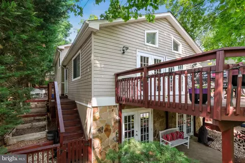 11213 Valley View Ave, Kensington, MD 20895