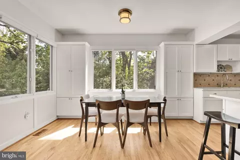 Dining - 517 Margaret Dr, Silver Spring, MD 20910 photo 4 of 5