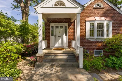 Exterior - 517 Margaret Dr, Silver Spring, MD 20910 photo 2 of 8