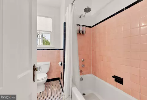Bath - 517 Margaret Dr, Silver Spring, MD 20910 photo 1 of 6