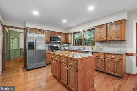 13423 Rippling Brook Dr, Silver Spring, MD 20906 photo 13