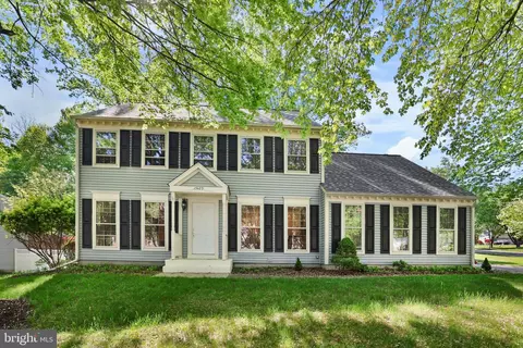 13423 Rippling Brook Dr, Silver Spring, MD 20906