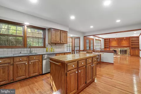 13423 Rippling Brook Dr, Silver Spring, MD 20906 photo 14