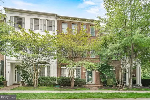 726 Ridgemont Ave, Rockville, MD 20850