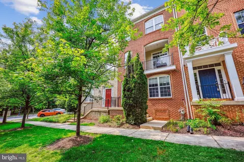 567 Pelican Ave, Gaithersburg, MD 20877