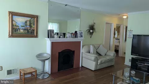 Entry Way - 1611 Parham Rd, Silver Spring, MD 20903 photo 1 of 5