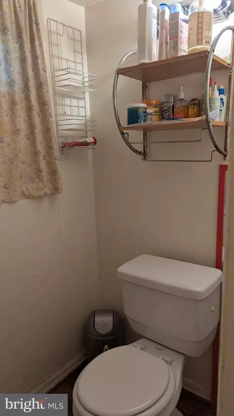 Bath - 1611 Parham Rd, Silver Spring, MD 20903 photo 2 of 2