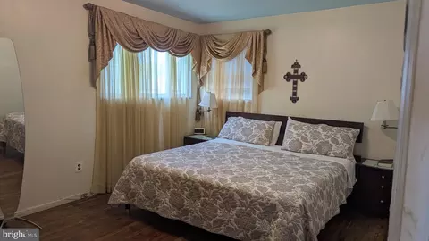 Bedroom - 1611 Parham Rd, Silver Spring, MD 20903 photo 1 of 2
