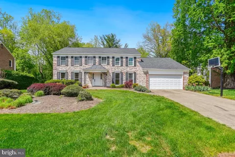 12817 Huntsman Way, Potomac, MD 20854