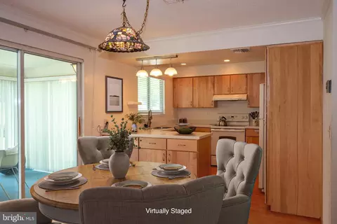 Dining - 3514 Twin Branches Ct #34-B, Silver Spring, MD 20906 photo 1 of 2