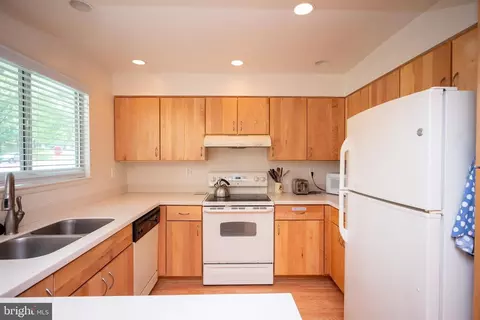 Kitchen - 3514 Twin Branches Ct #34-B, Silver Spring, MD 20906 photo 1 of 2