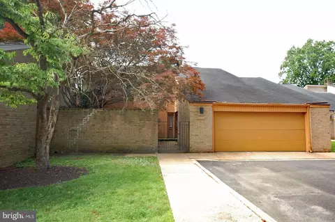 19104 Roman Way, Gaithersburg, MD 20886