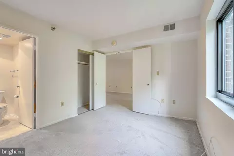 15115 Interlachen Dr #3-920, Silver Spring, MD 20906 photo 25