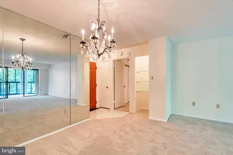 15115 Interlachen Dr #3-920, Silver Spring, MD 20906 photo 11