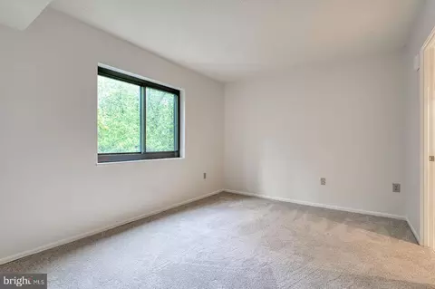 15115 Interlachen Dr #3-920, Silver Spring, MD 20906 photo 23