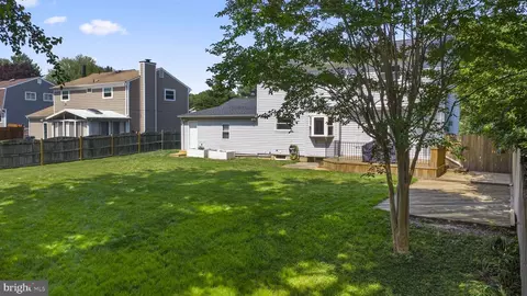 Exterior - 18312 Darnell Dr, Olney, MD 20832 photo 5 of 5