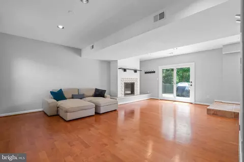 Living - 18312 Darnell Dr, Olney, MD 20832 photo 1 of 4