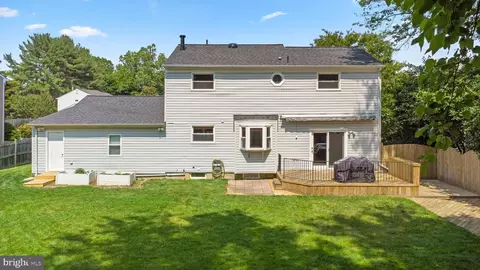 Exterior - 18312 Darnell Dr, Olney, MD 20832 photo 4 of 5