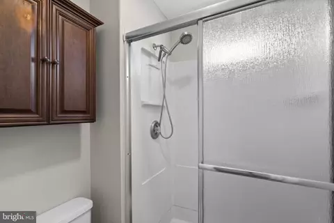 Bath - 18312 Darnell Dr, Olney, MD 20832 photo 2 of 3