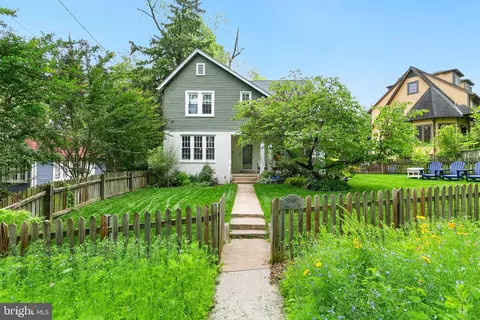 8601 Mayfair Pl, Silver Spring, MD 20910 photo 2