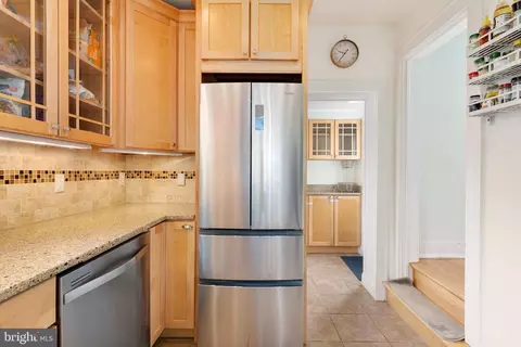 8601 Mayfair Pl, Silver Spring, MD 20910 photo 21