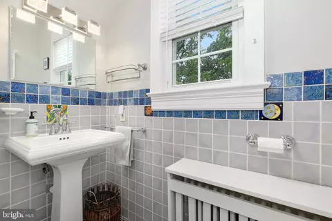8601 Mayfair Pl, Silver Spring, MD 20910 photo 29